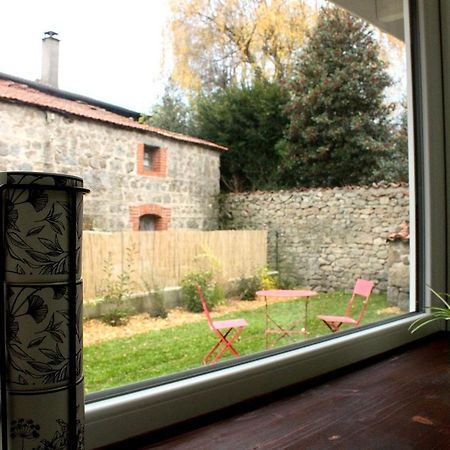Superbe Appartement Avec Jacuzzi Et Jardin Prive Marlhes Luaran gambar